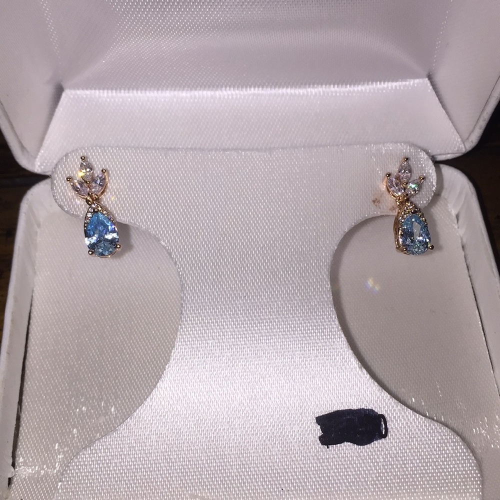 Diamond earrings